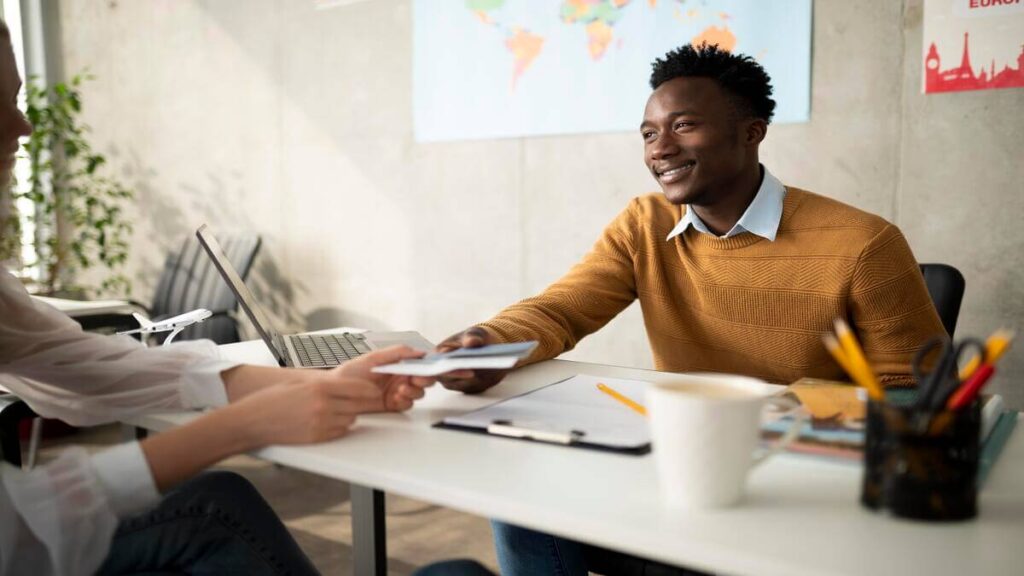 Momentum Internship Opportunity 2024 / 2025