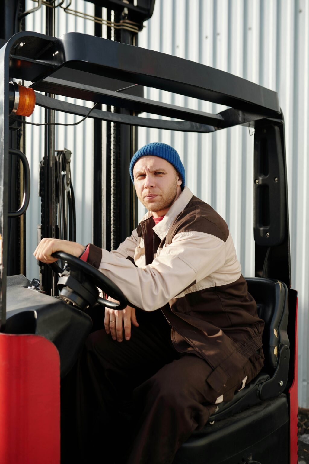 FORKLIFT DRIVER