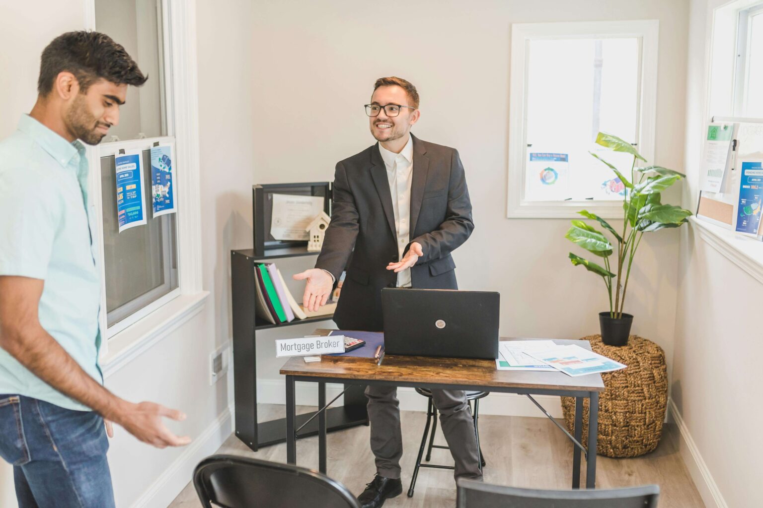 Broker Consultant