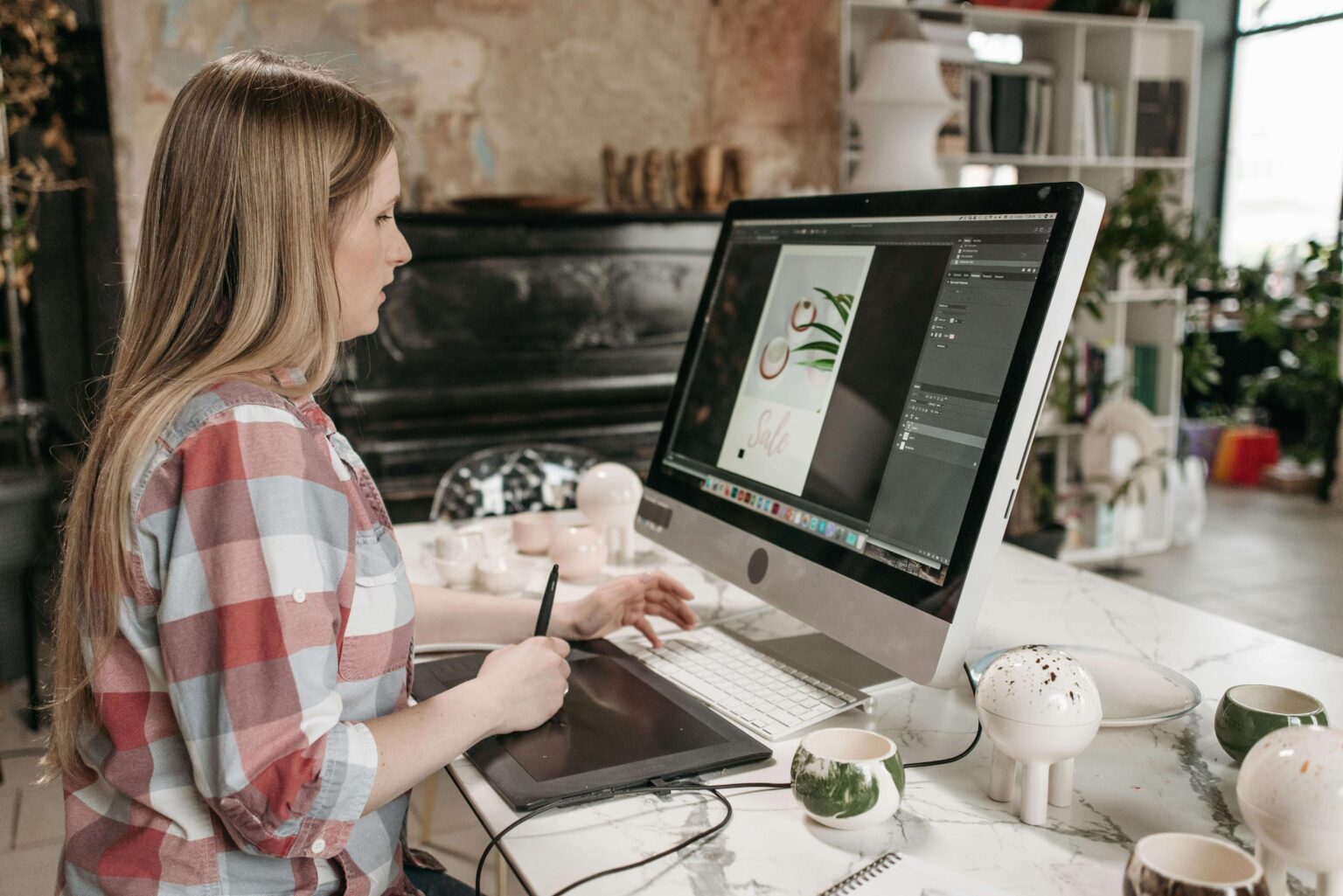 Graphic Designer- Internship (TFG) x1 Graphic Designer