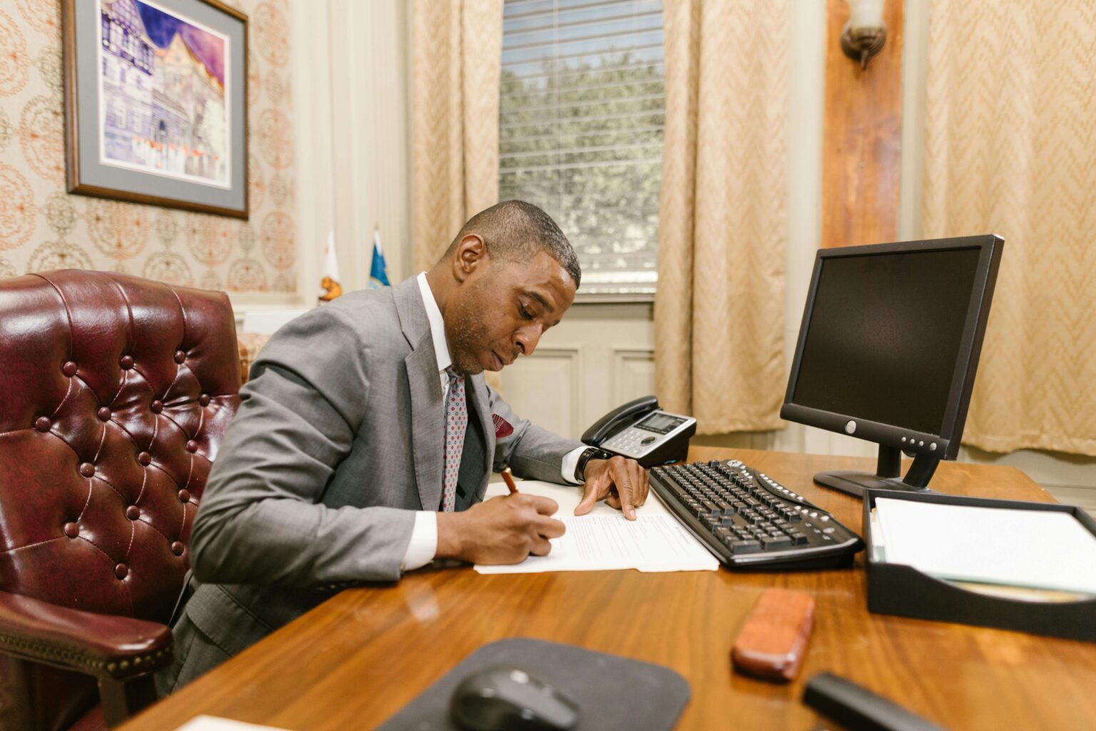 State Administration Officer to the Commissioner