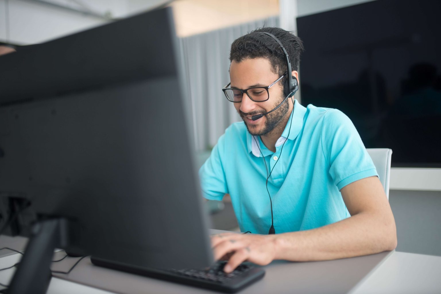 Tech Officer: Call Desk Agent