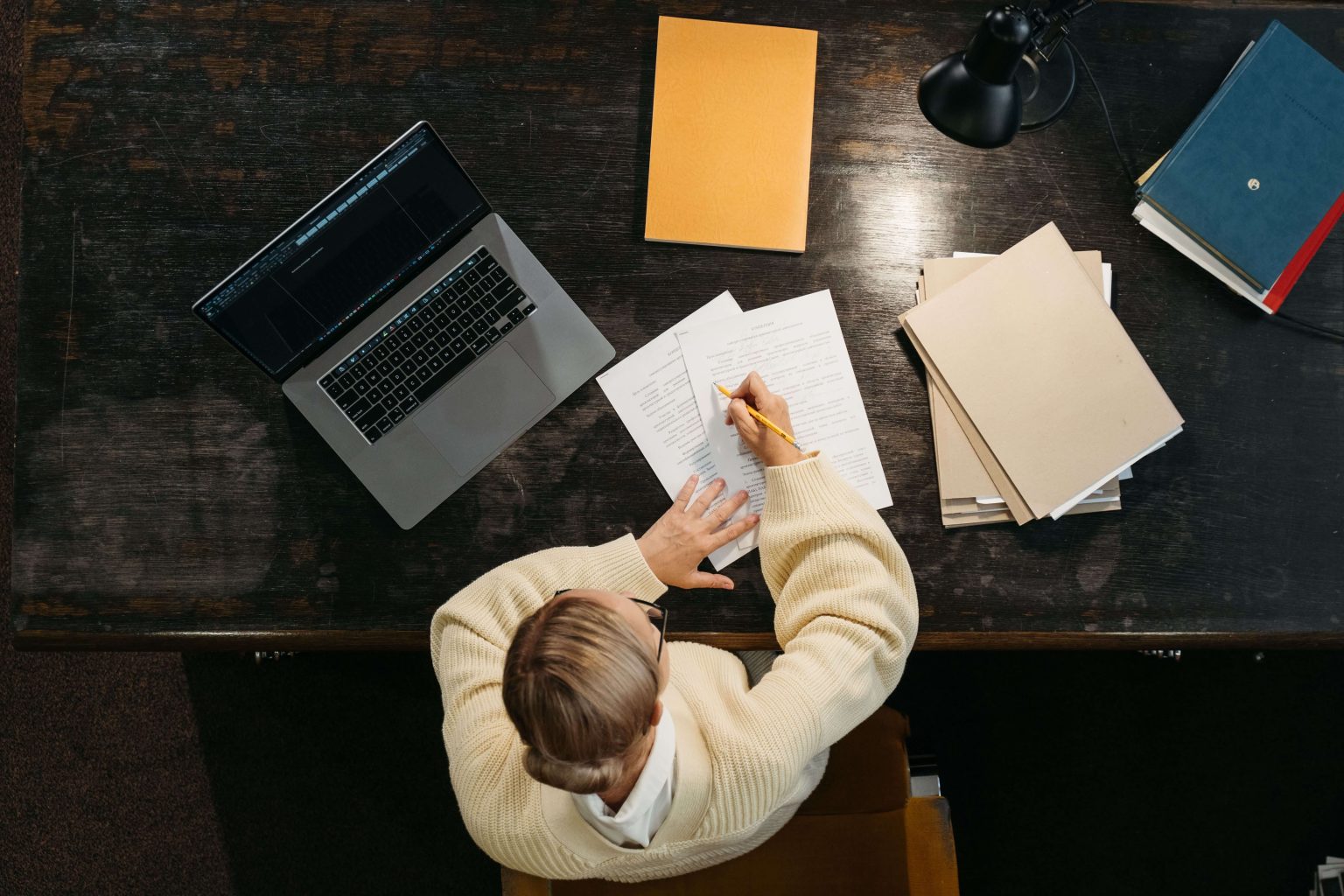 Academic Content Writer: Social Science