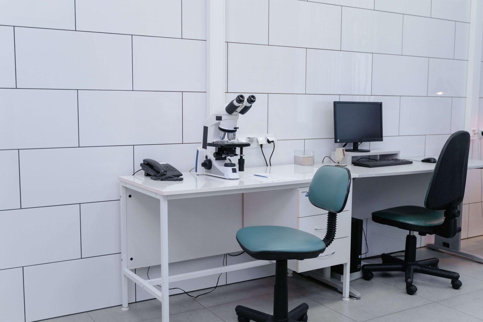 Moving Laboratory and Office Furniture to New Building – 2026 Moving Laboratory and Office Furniture to New Building