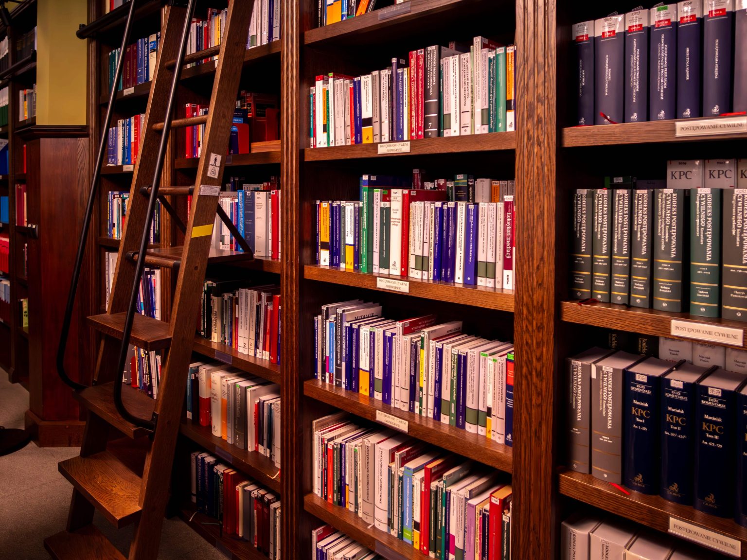 Faculty Librarian: Health Sciences – University of the Free State x1 Faculty Librarian: Health Sciences