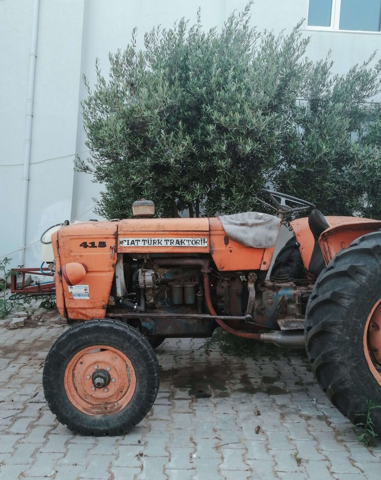 Agricultural Equipment Mechanic – VKB Mechanization x1 Agricultural Equipment Mechanic