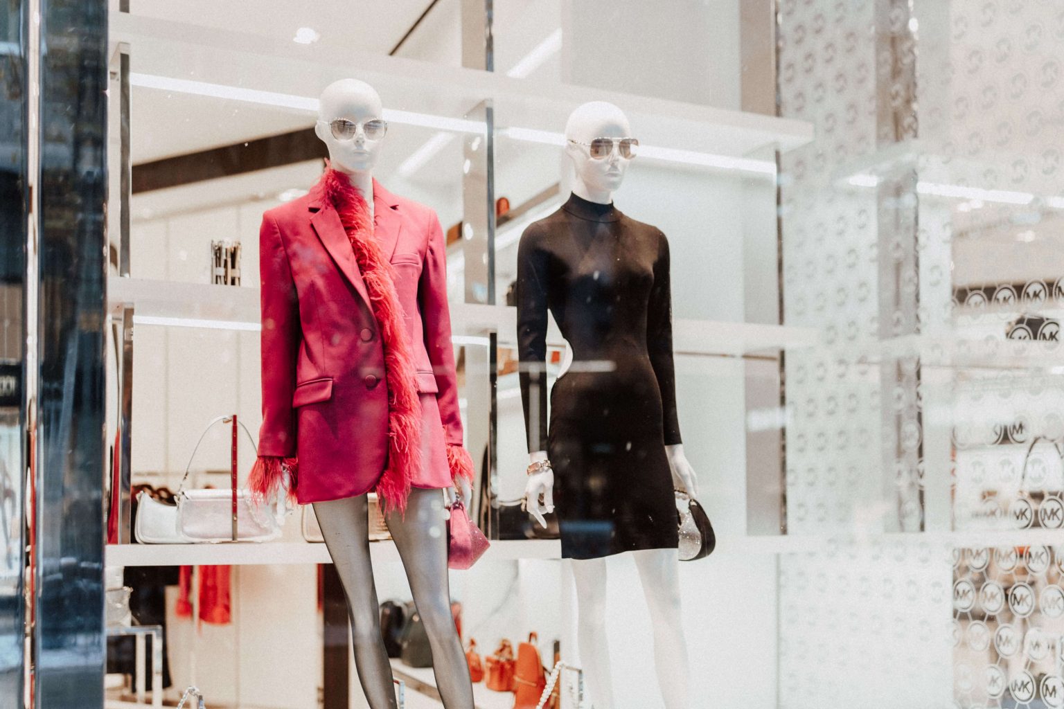In-Store Visual Merchandiser