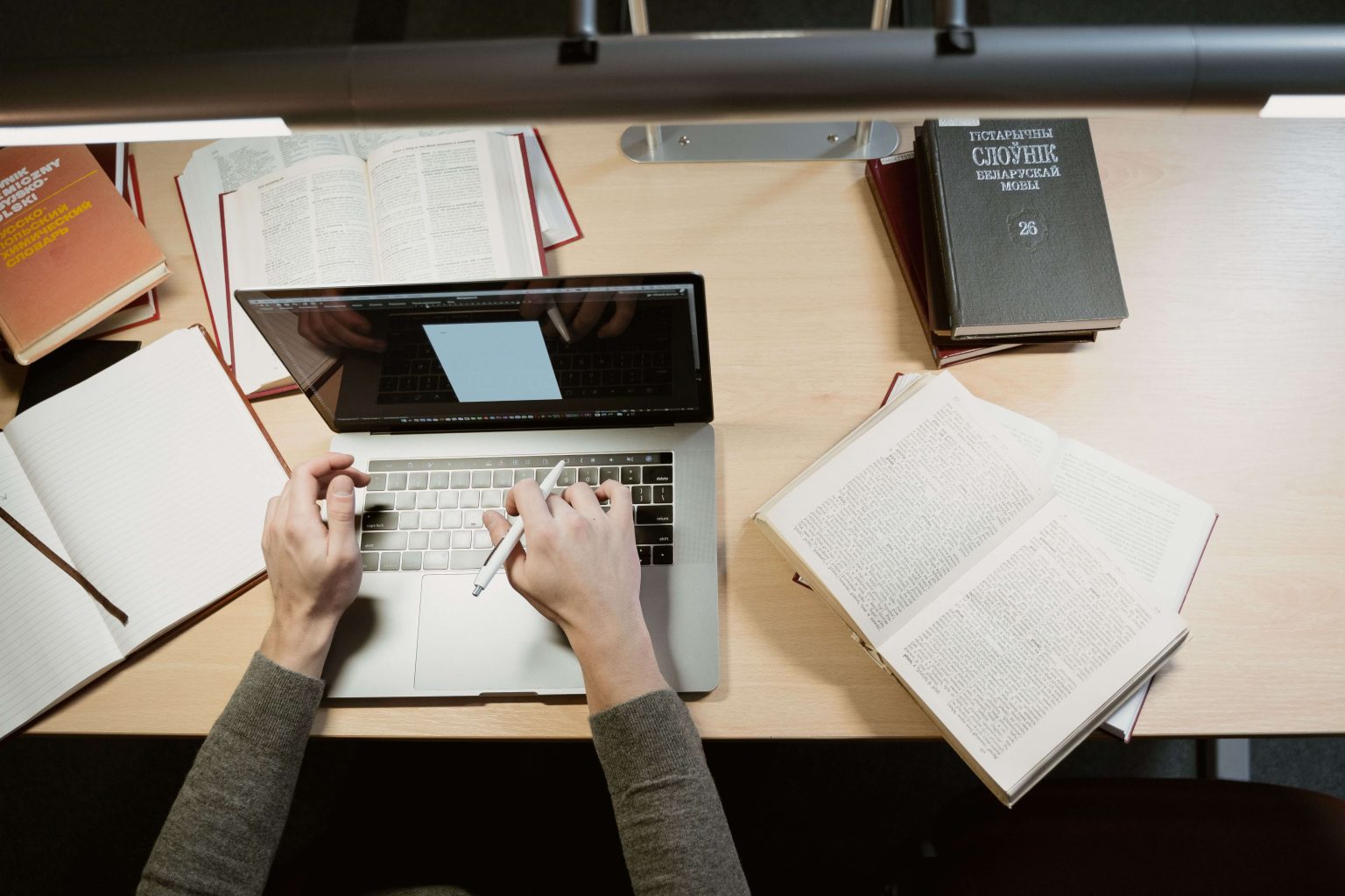 Deputy-Dean: Research, Internationalisation and Postgraduate Studies x1 Deputy-Dean: Research, Internationalisation and Postgraduate Studies