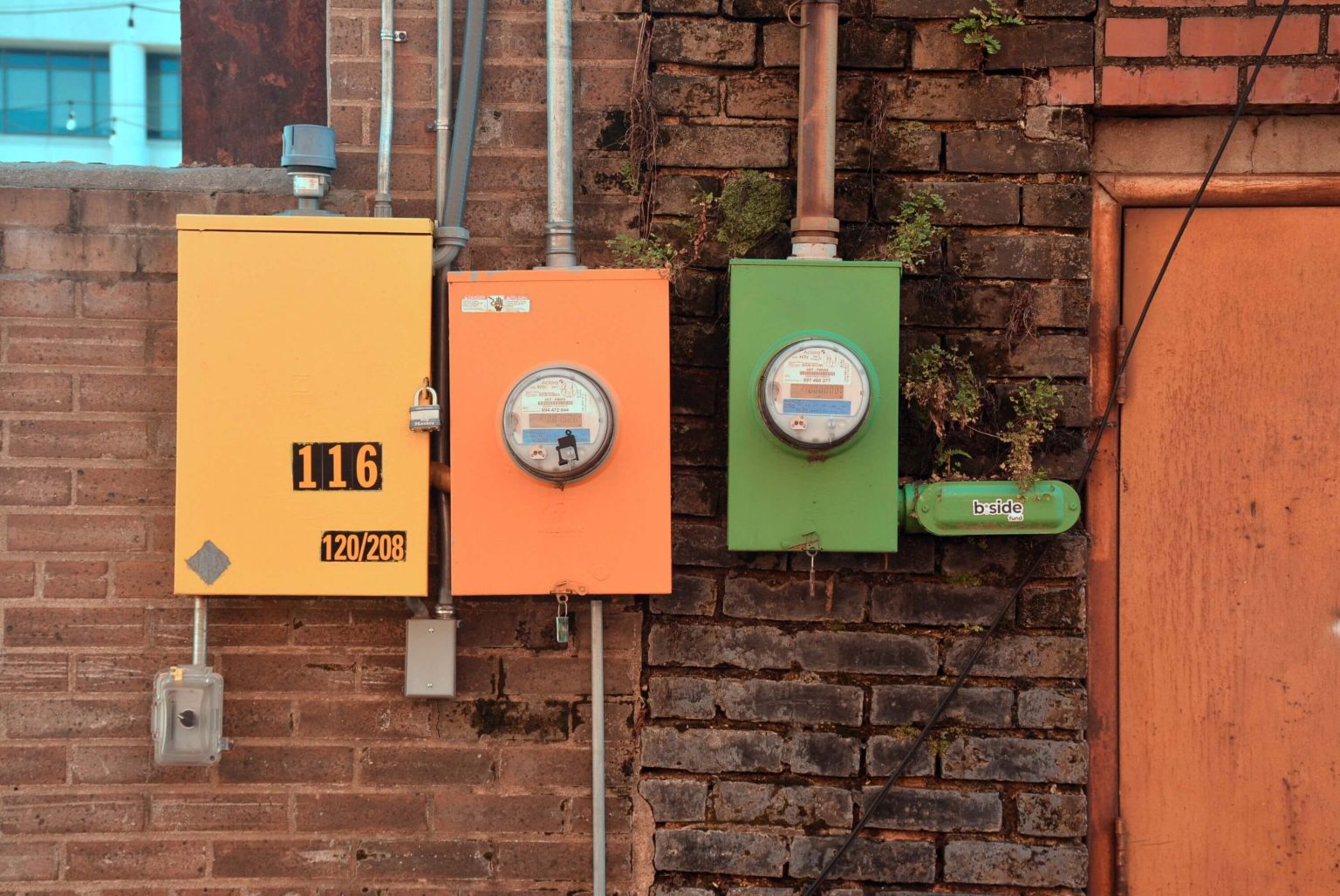 Supply and Delivery of 250 Standard Polymer Meter Boxes with 15 Meter Keys Supply and Delivery of 250 Standard Polymer Meter Boxes with 15 Meter Keys