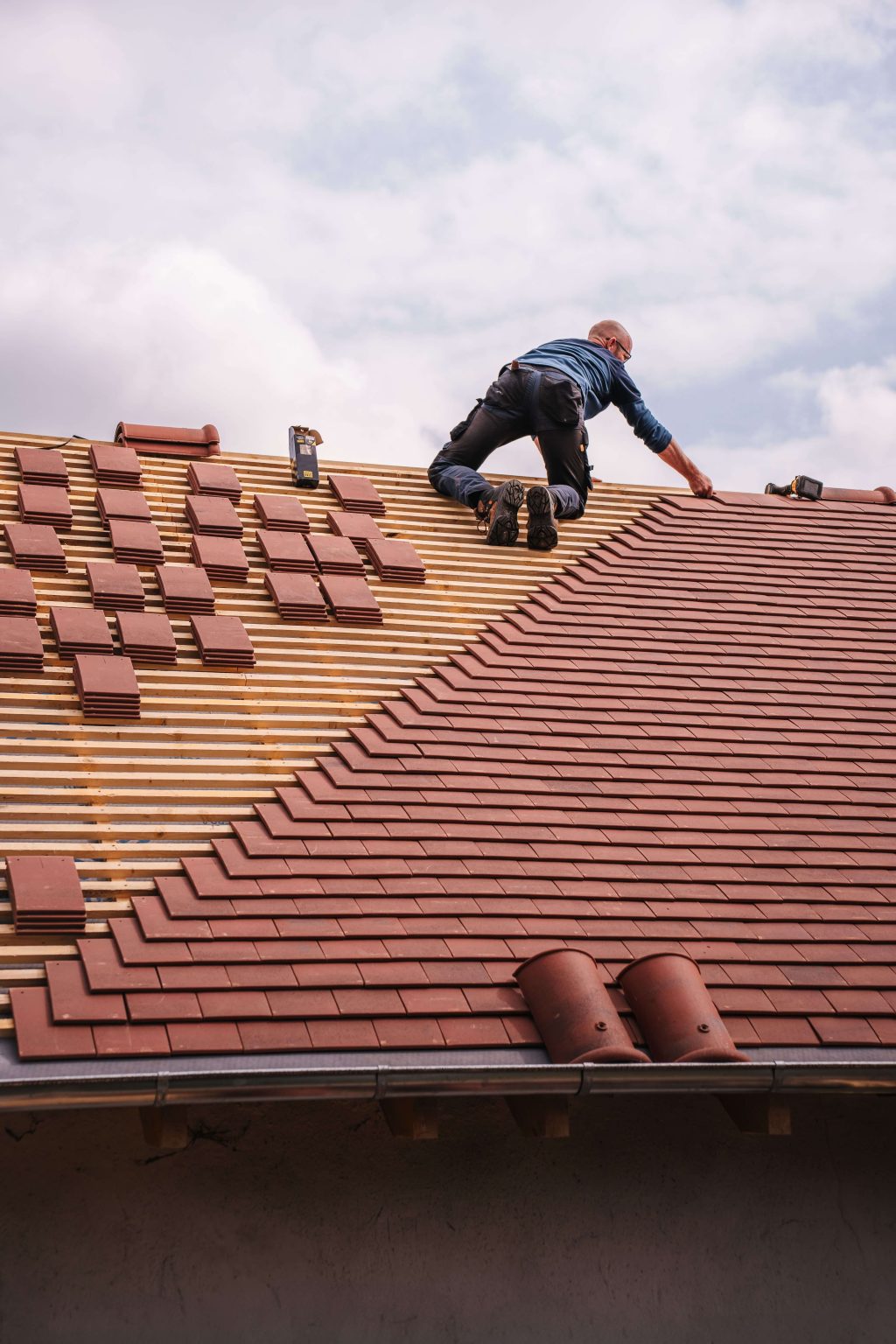 Ladybrand Magistrate Office: Replacement of Roofs and Associated Damages